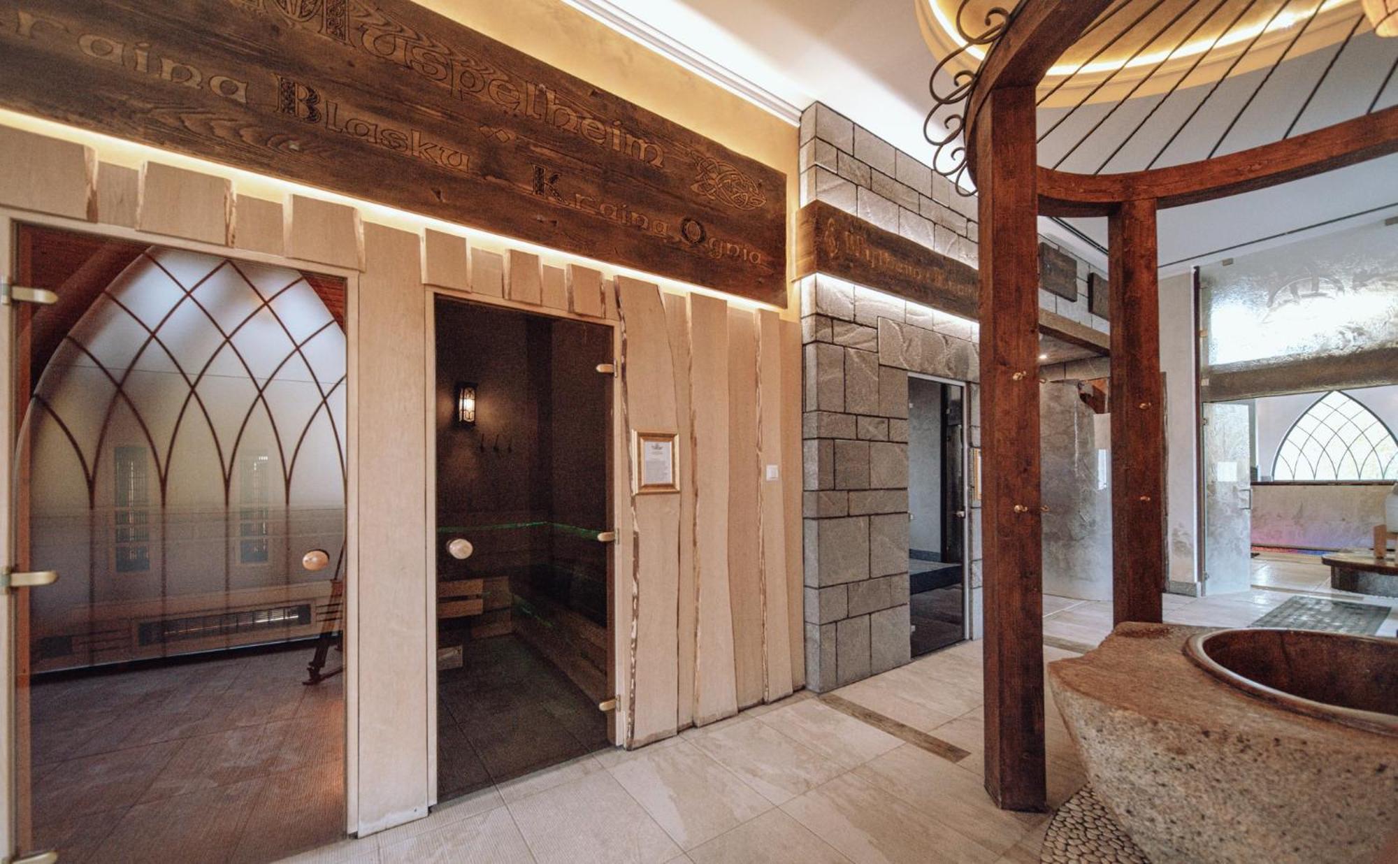 Dolina Wikingow-Apartament Suite Z Tarasem W Ogrodzie, Miejscem W Garazu I Dostepem Do Strefy Wellness シクラルスカ・ポレンバ エクステリア 写真
