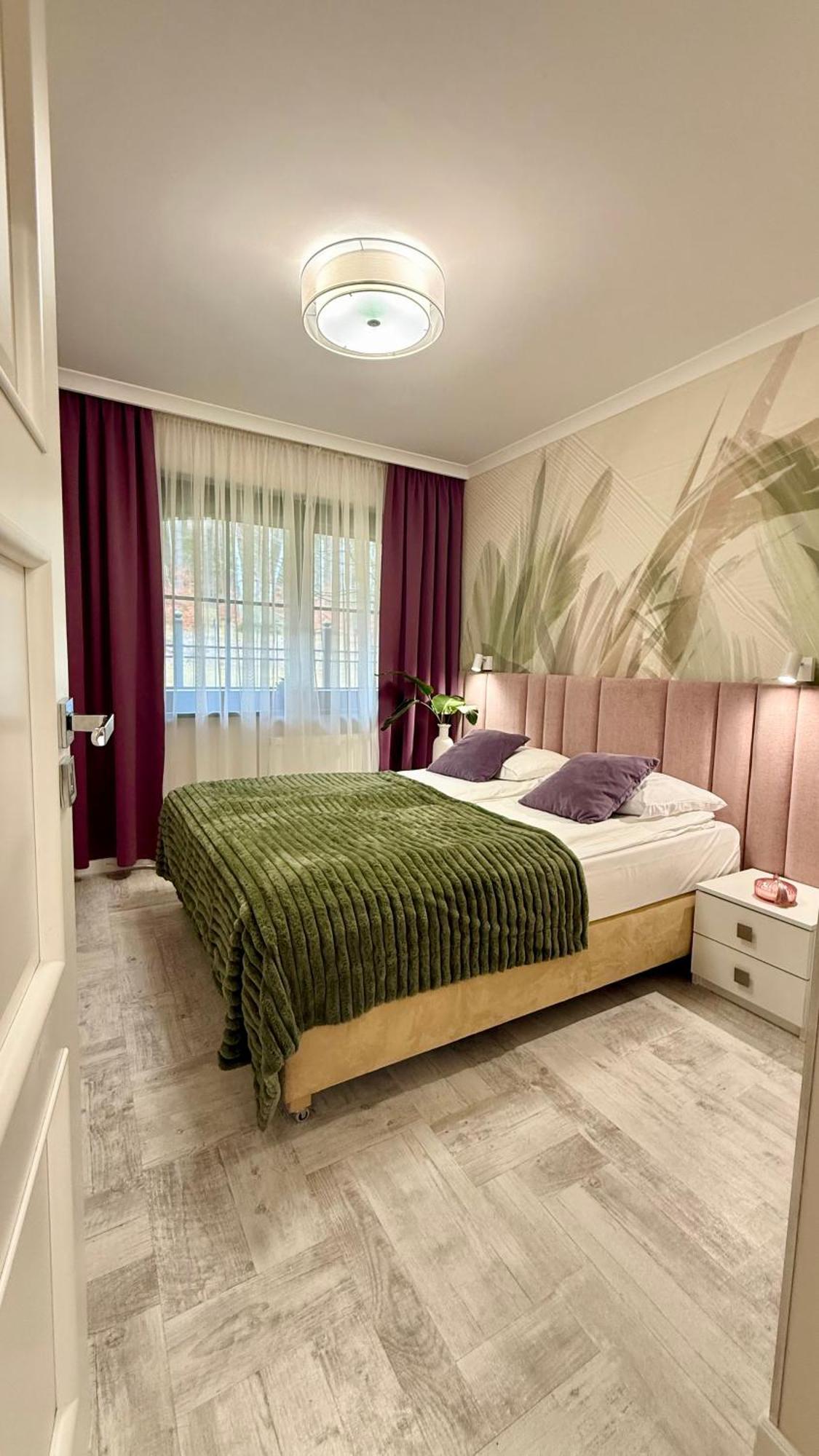 Dolina Wikingow-Apartament Suite Z Tarasem W Ogrodzie, Miejscem W Garazu I Dostepem Do Strefy Wellness シクラルスカ・ポレンバ エクステリア 写真